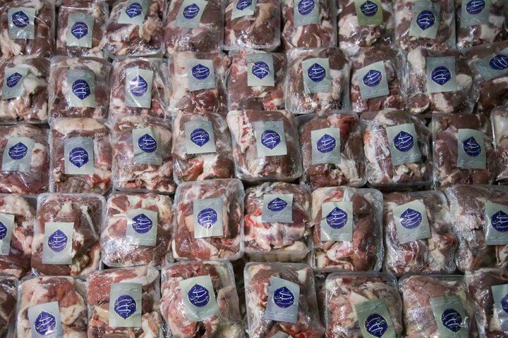 ۲ تُن گوشت نذر قربانی در چهارمحال و بختیاری توزیع شد
